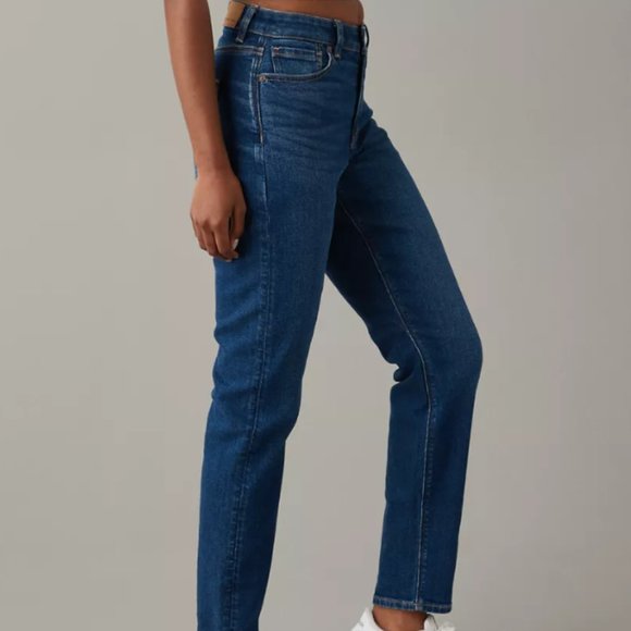 American Eagle Stretch Mom Jeans - Size 8 - Picture 1 of 3